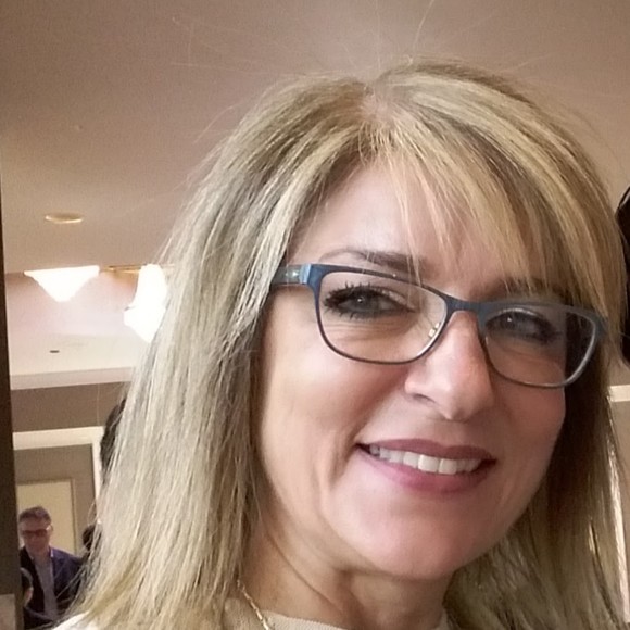 Meet your Posher, Connie - Picture 1 of 1